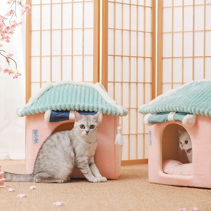 Cute Fully Enclosed Cat House – Warm Winter Sleeping Bed for Cats & Puppies