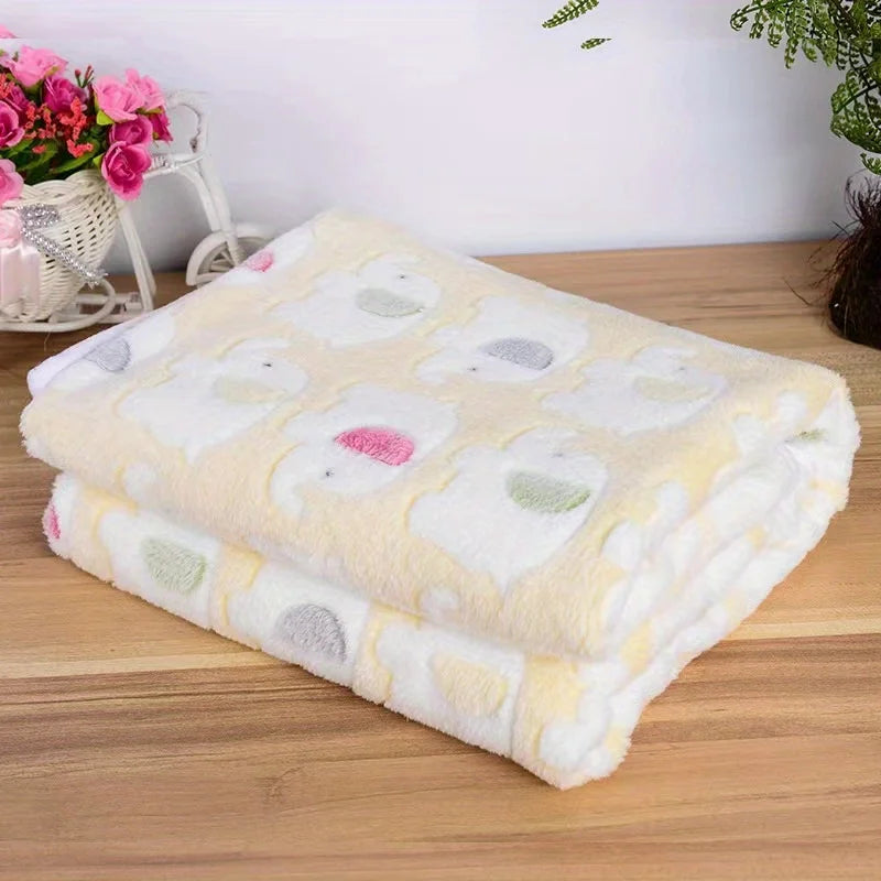 The Ultra-Soft Flannel Fleece Calming Pet Blanket