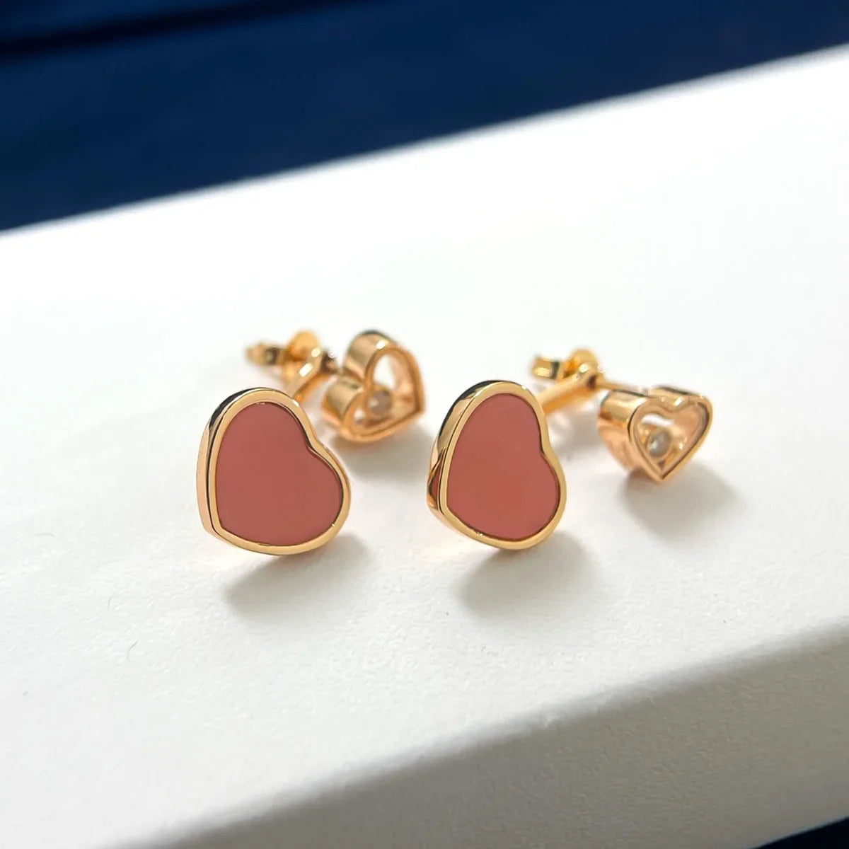 2025 New Fashionable Minimalist, Small and Popular, Exquisite Love Earrings for Women