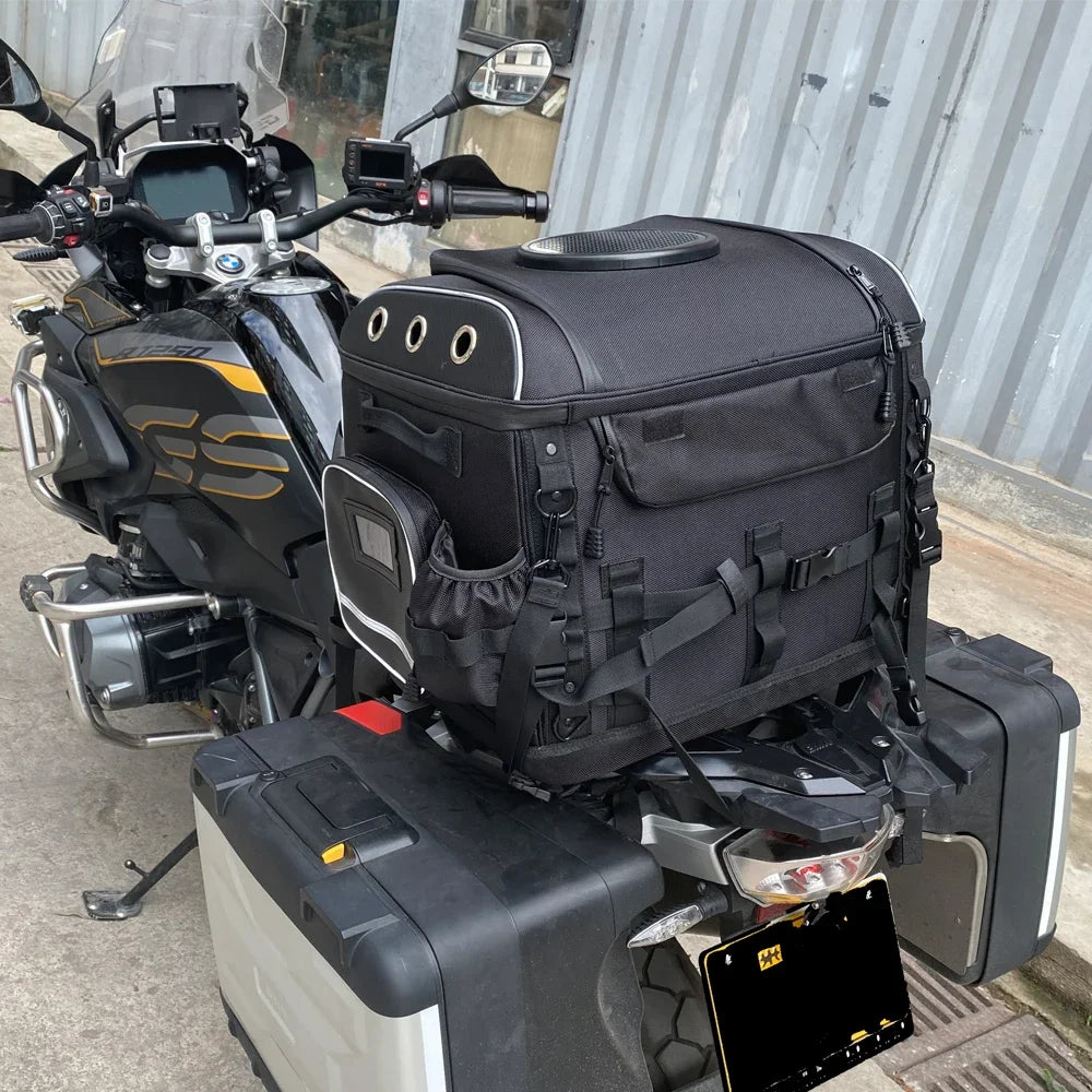 Motorcycle Pet Carrier Bag – Dog & Cat Carrier for Harley Touring, Street Glide, Road King & Trike Models