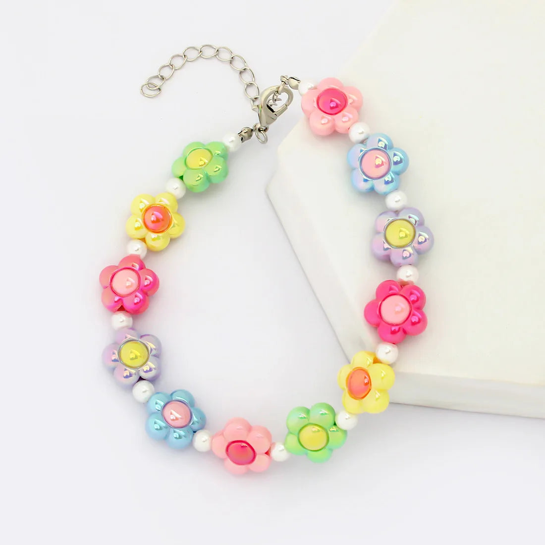 Cute Candy-Colored Pet Collar: Pearl Necklace with Flower Beads & Alloy Chain