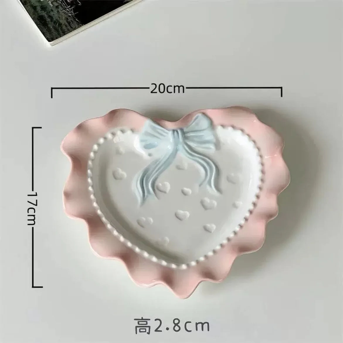 Love Heart Ceramic Cat Bowl – Elevated Large-Caliber Pet Food & Water Bowl for Cats & Small Dogs