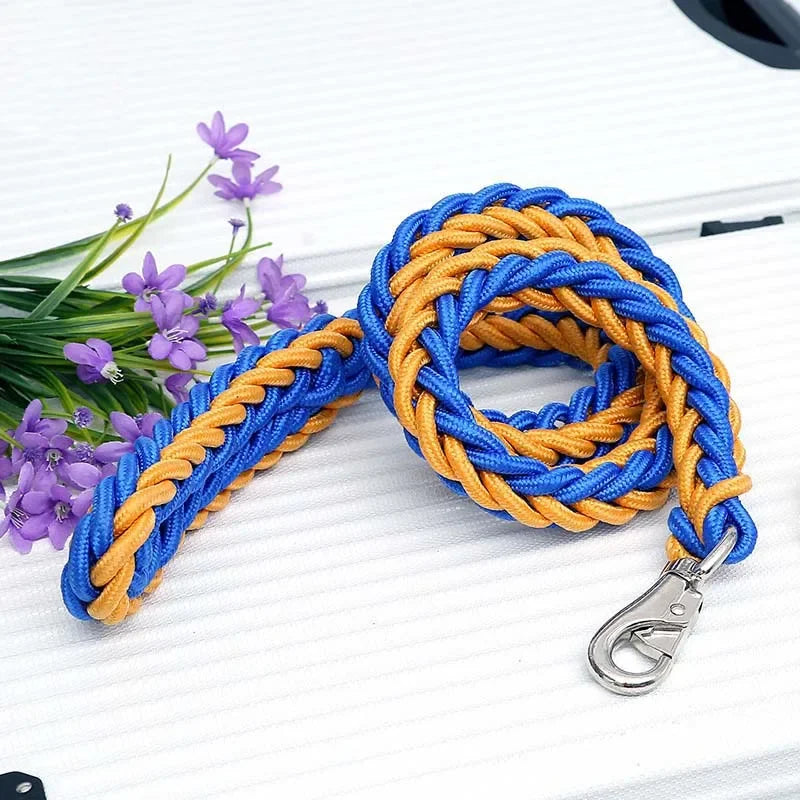 4.5ft Heavy Duty Braided Dog Leash - Durable Nylon Lead for All Sizes