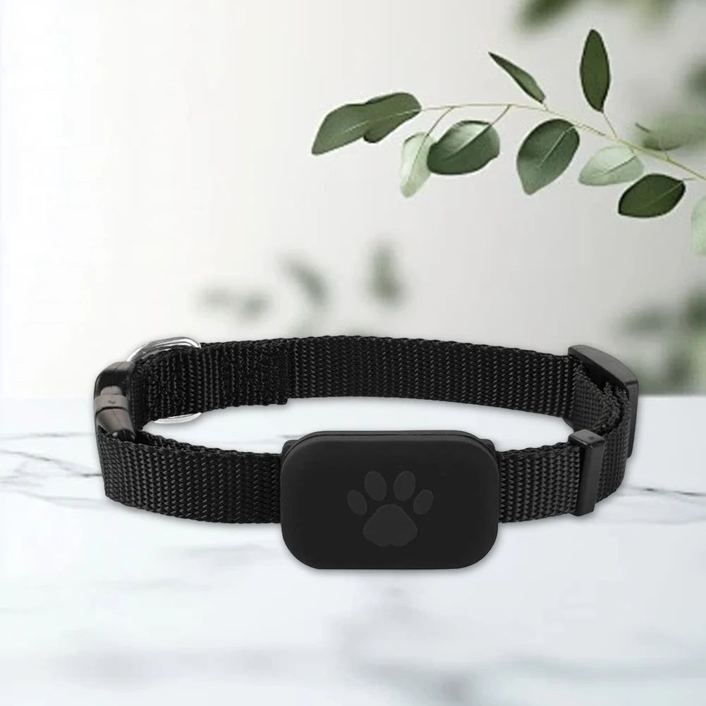 Waterproof Pet GPS Tracker – Real-Time Dog & Cat GPS Locator with Adjustable Collar