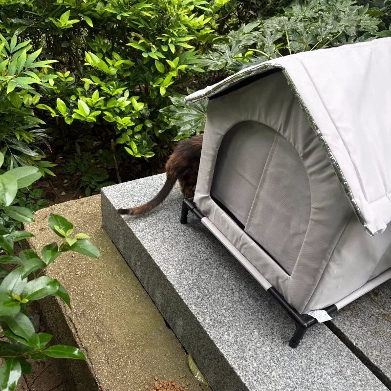 Outdoor Waterproof Pet House – All-Season Shelter for Stray Cats & Small Dogs