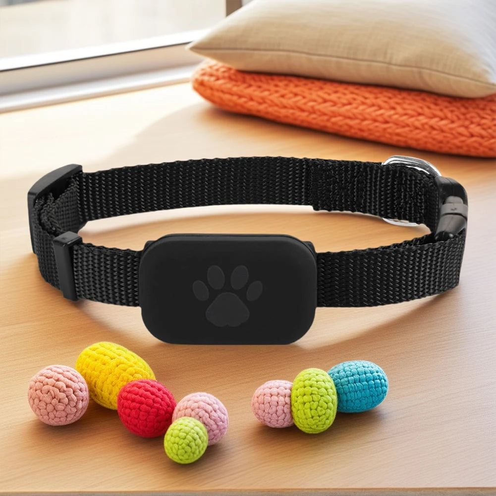 Waterproof Pet GPS Tracker – Real-Time Dog & Cat GPS Locator with Adjustable Collar