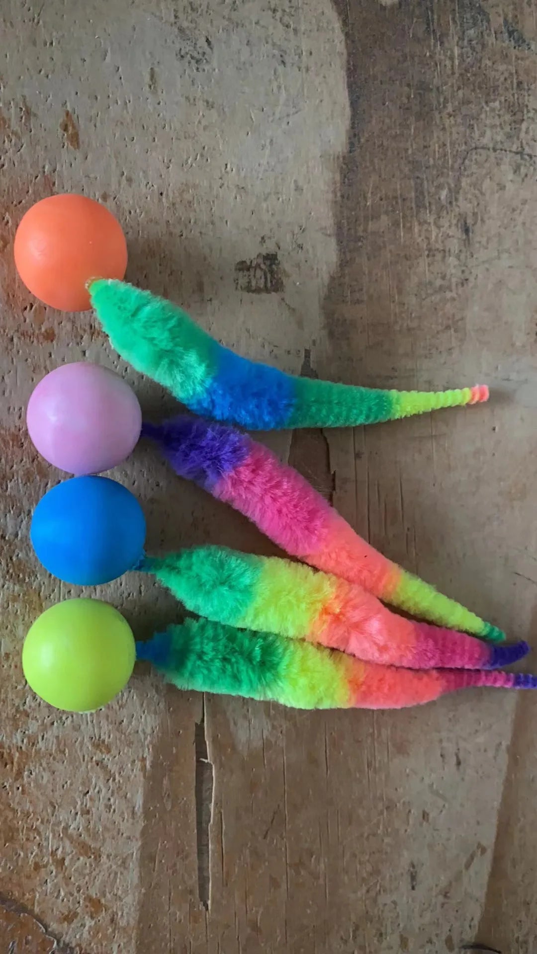 Interactive Cat Bouncing Ball Toy – Colorful Elastic Worm Teaser for Indoor Cats & Kittens