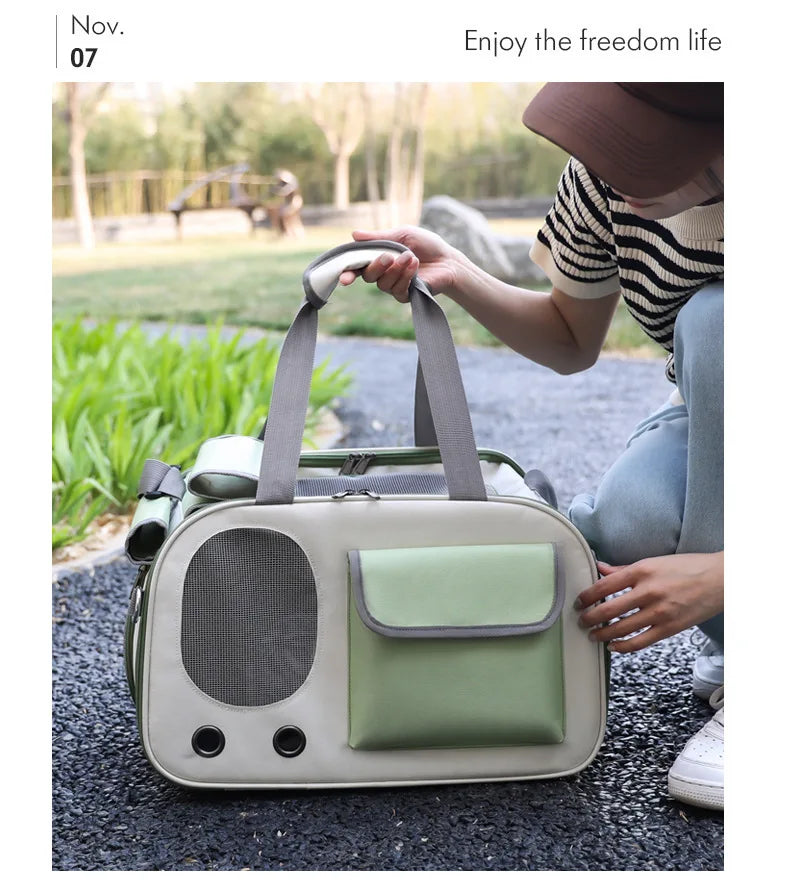 Portable Pet Carrier Bag for Cats & Small Dogs – Lightweight Travel Carrier for Outdoor Adventures