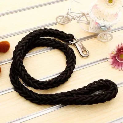 4.5ft Heavy Duty Braided Dog Leash - Durable Nylon Lead for All Sizes