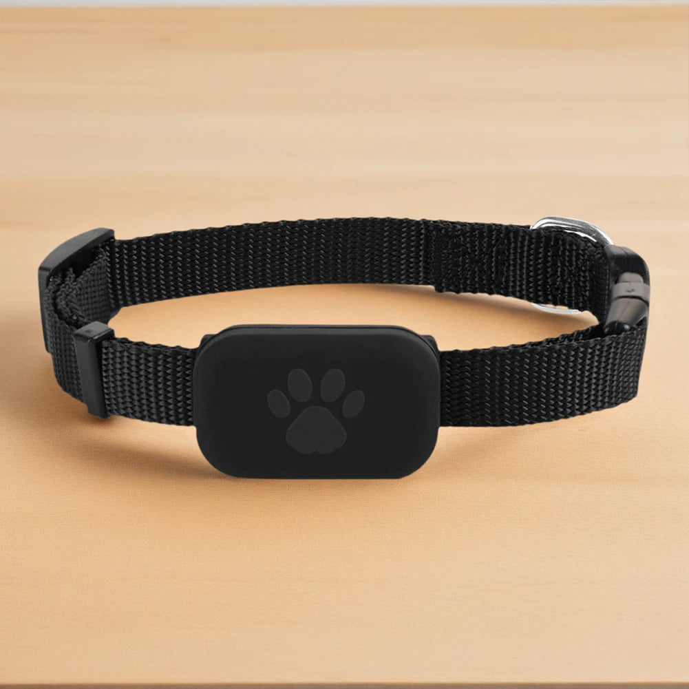 Waterproof Pet GPS Tracker – Real-Time Dog & Cat GPS Locator with Adjustable Collar