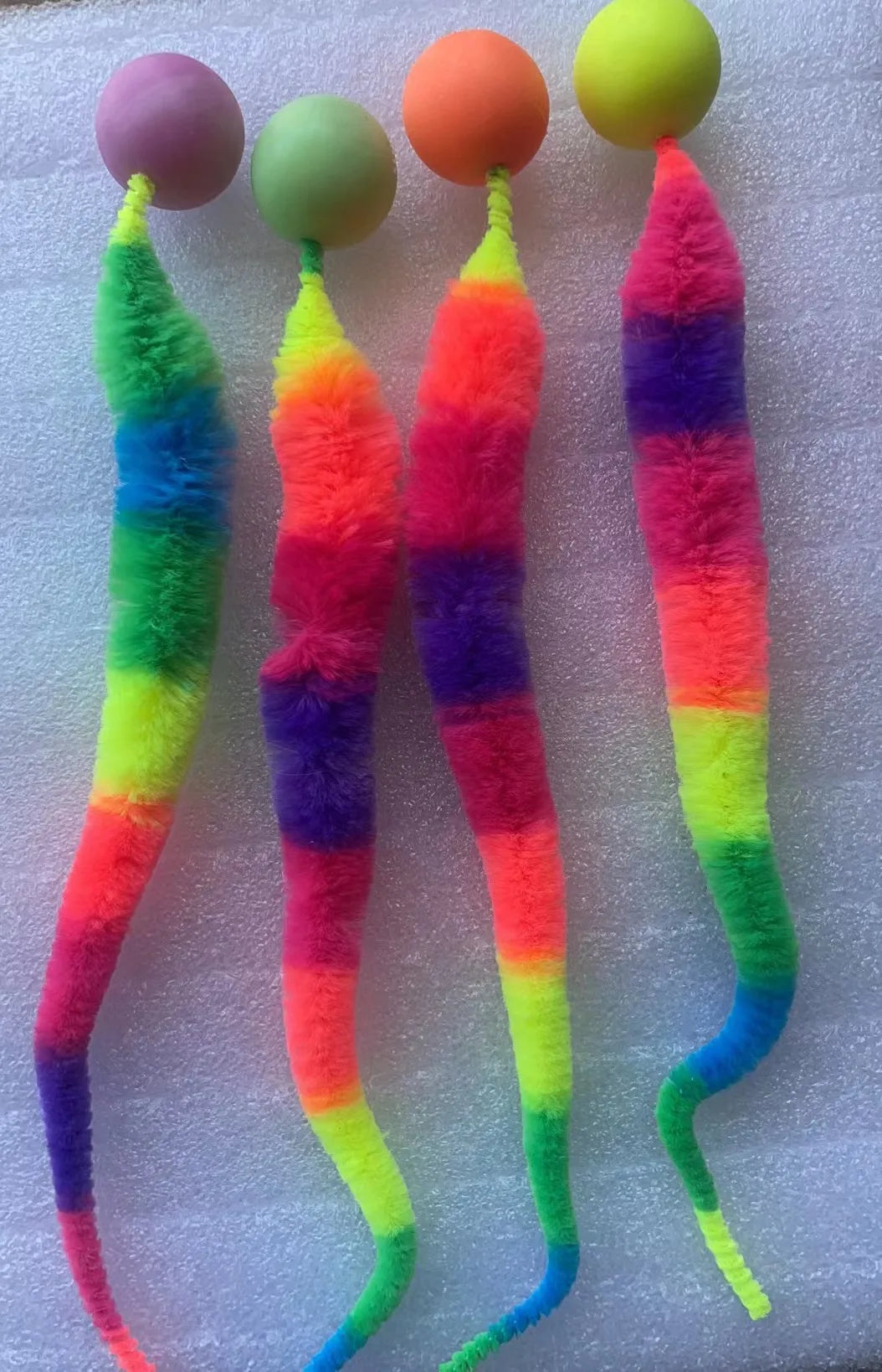 Interactive Cat Bouncing Ball Toy – Colorful Elastic Worm Teaser for Indoor Cats & Kittens