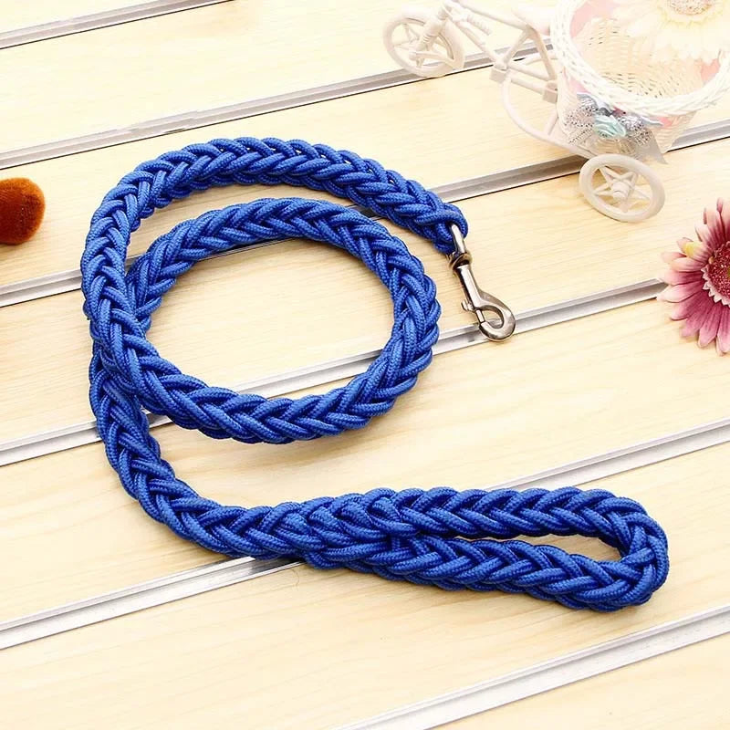 4.5ft Heavy Duty Braided Dog Leash - Durable Nylon Lead for All Sizes