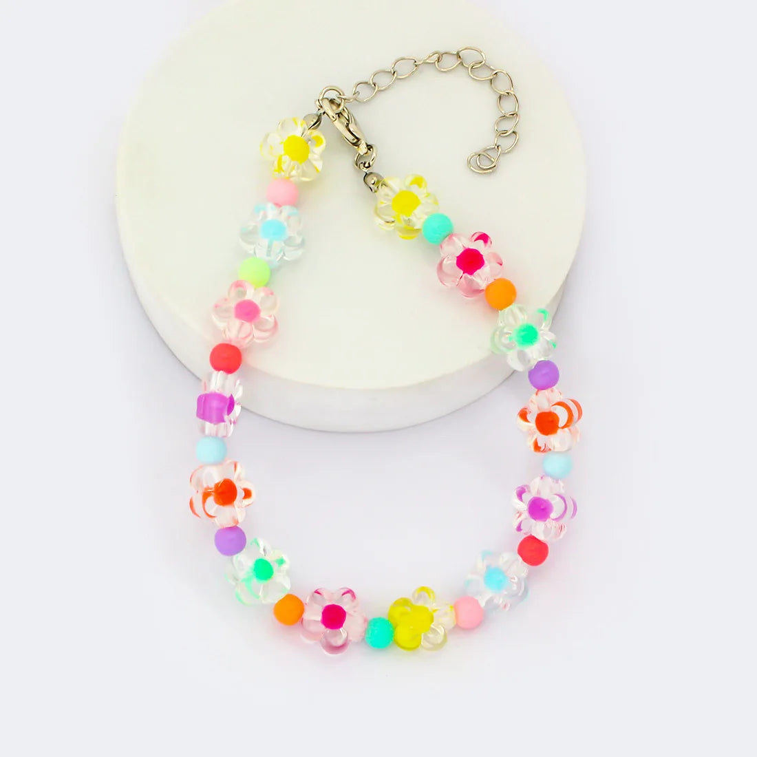 Cute Candy-Colored Pet Collar: Pearl Necklace with Flower Beads & Alloy Chain