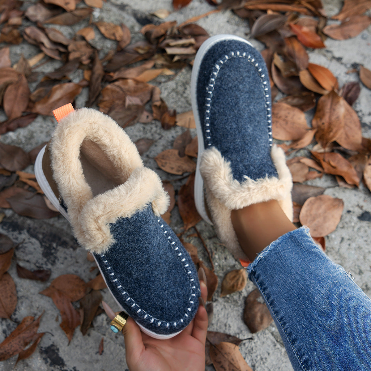 Fleece-lined Thick Plush Boots Warm Sewing Flat Cotton Shoes Winter Ankle Boot - PULSE MART