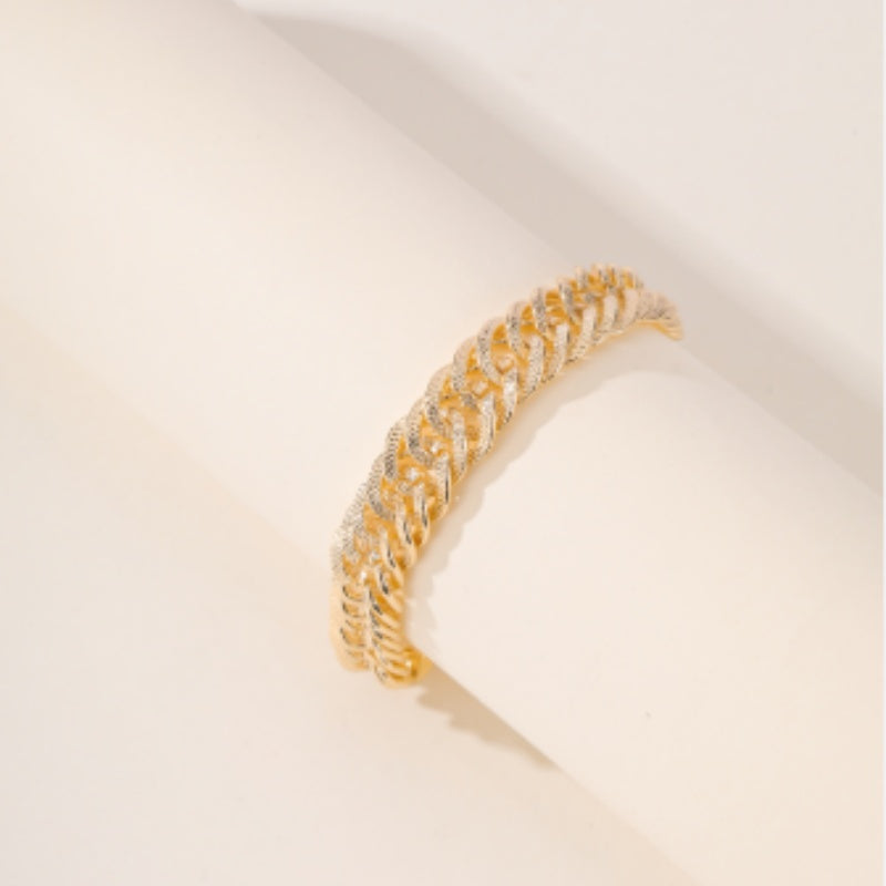 An Elegant And High-end Middle Eastern Ramadan Style Metal Engraved Double Woven Dense Chain For Women&